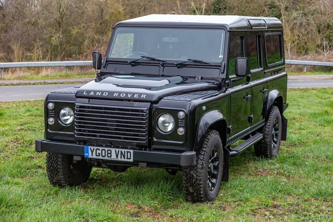 2008 Land Rover Defender 110 - Image 6 of 30