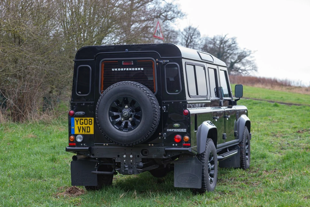 2008 Land Rover Defender 110 - Image 9 of 30