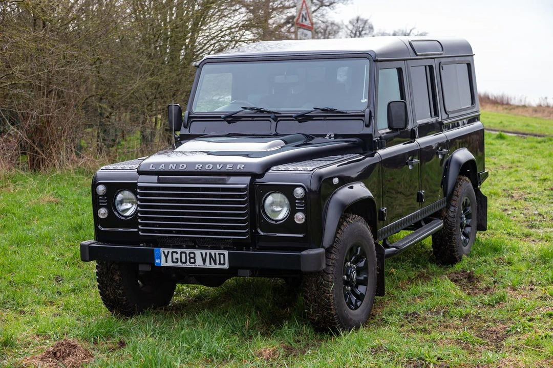 2008 Land Rover Defender 110 - Image 16 of 30