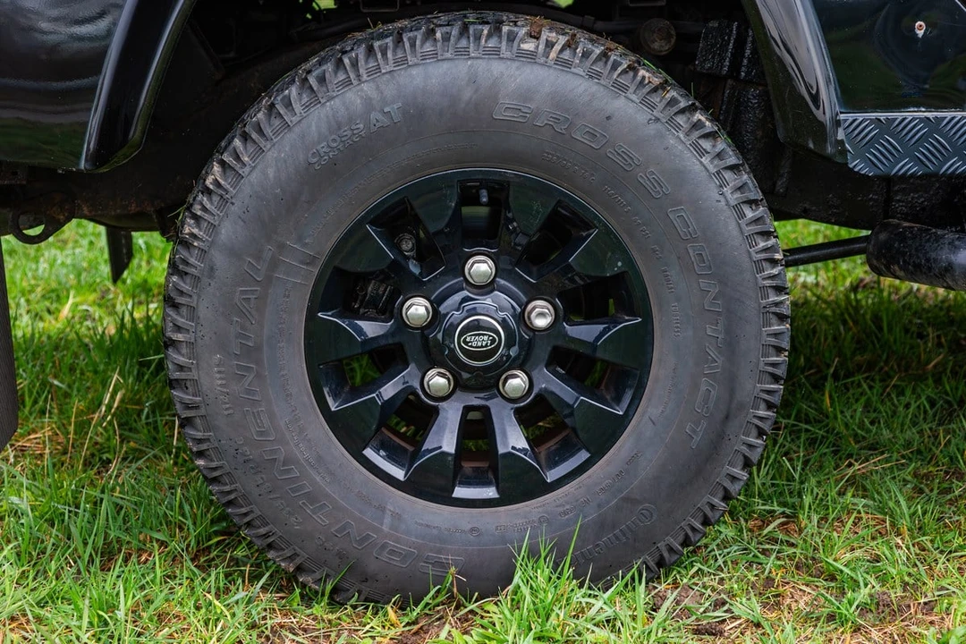 2008 Land Rover Defender 110 - Image 20 of 30