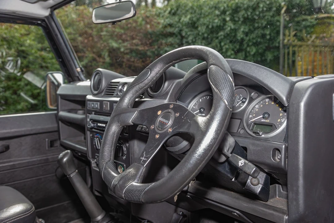 2008 Land Rover Defender 110 - Image 29 of 30