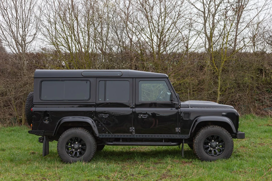 2008 Land Rover Defender 110 - Image 4 of 30