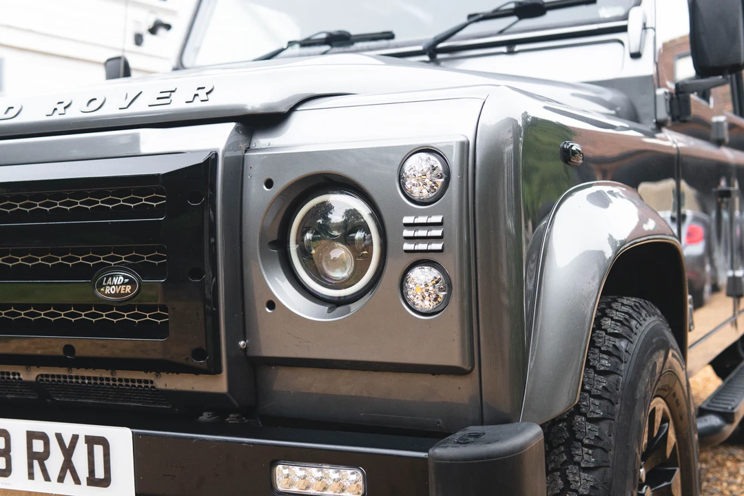 2008 Land Rover Defender 110 - Image 13 of 31