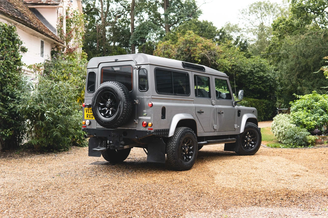 2008 Land Rover Defender 110 - Image 5 of 31
