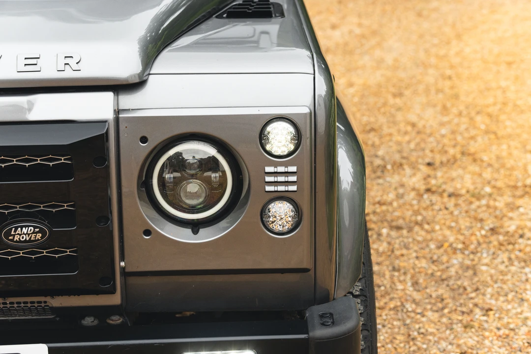 2008 Land Rover Defender 110 - Image 19 of 31