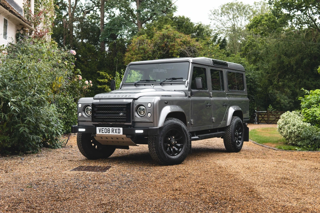 2008 Land Rover Defender 110 - Image 9 of 31