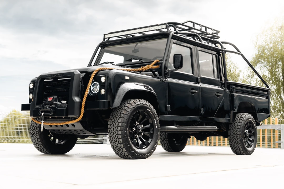 2008 Land Rover Defender 130 - Image 3 of 31