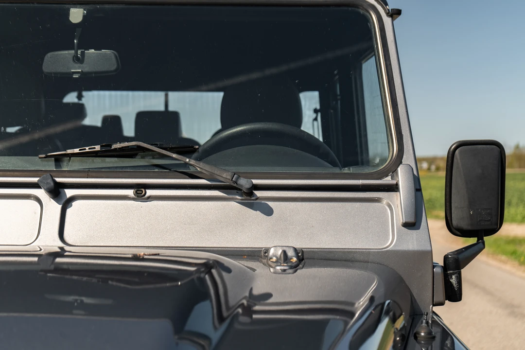 2008 Land Rover Defender 130 - Image 15 of 31