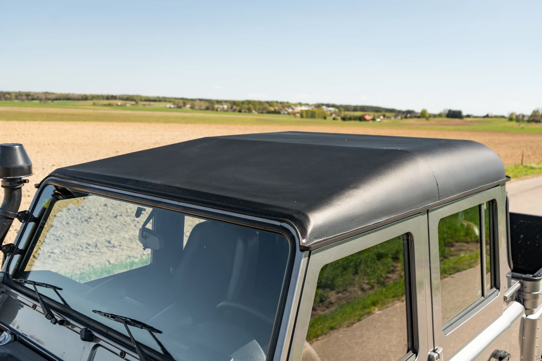 2008 Land Rover Defender 130 - Image 17 of 31
