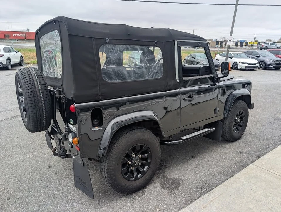 2008 Land Rover Defender 90 - Image 5 of 14