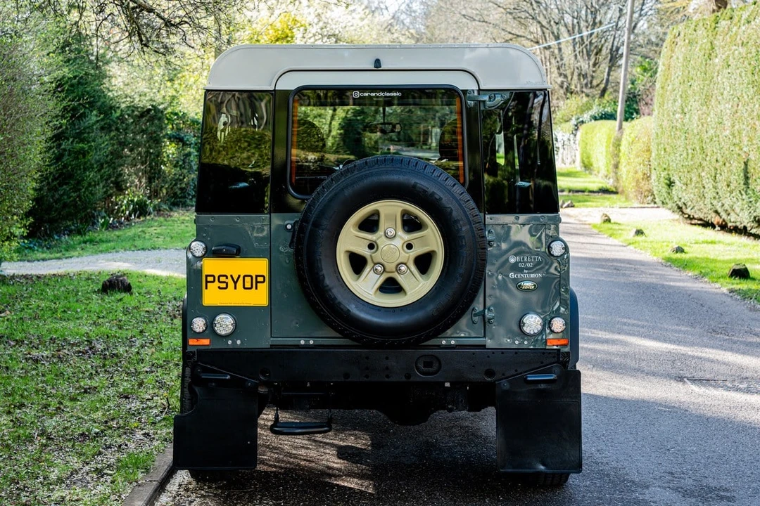 2008 Land Rover Defender 90 - Image 9 of 30