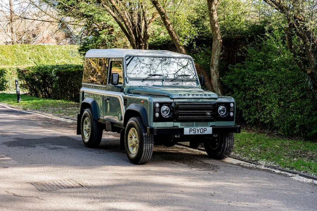 2008 Land Rover Defender 90 - Image 3 of 30