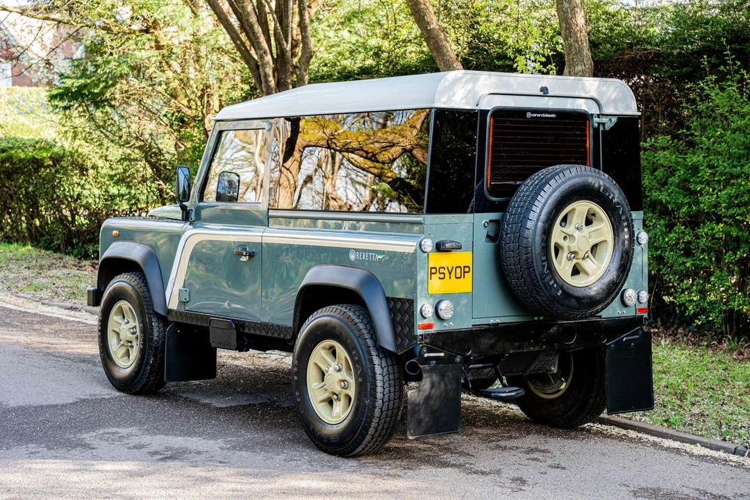 2008 Land Rover Defender 90 - Image 10 of 30