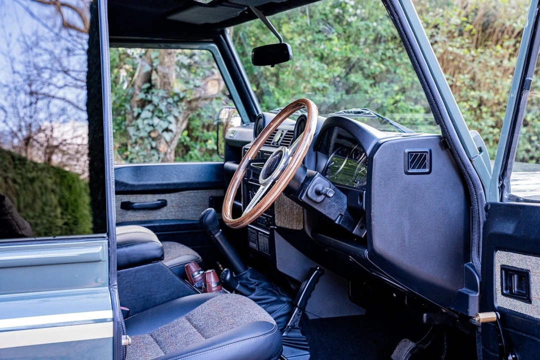 2008 Land Rover Defender 90 - Image 16 of 30