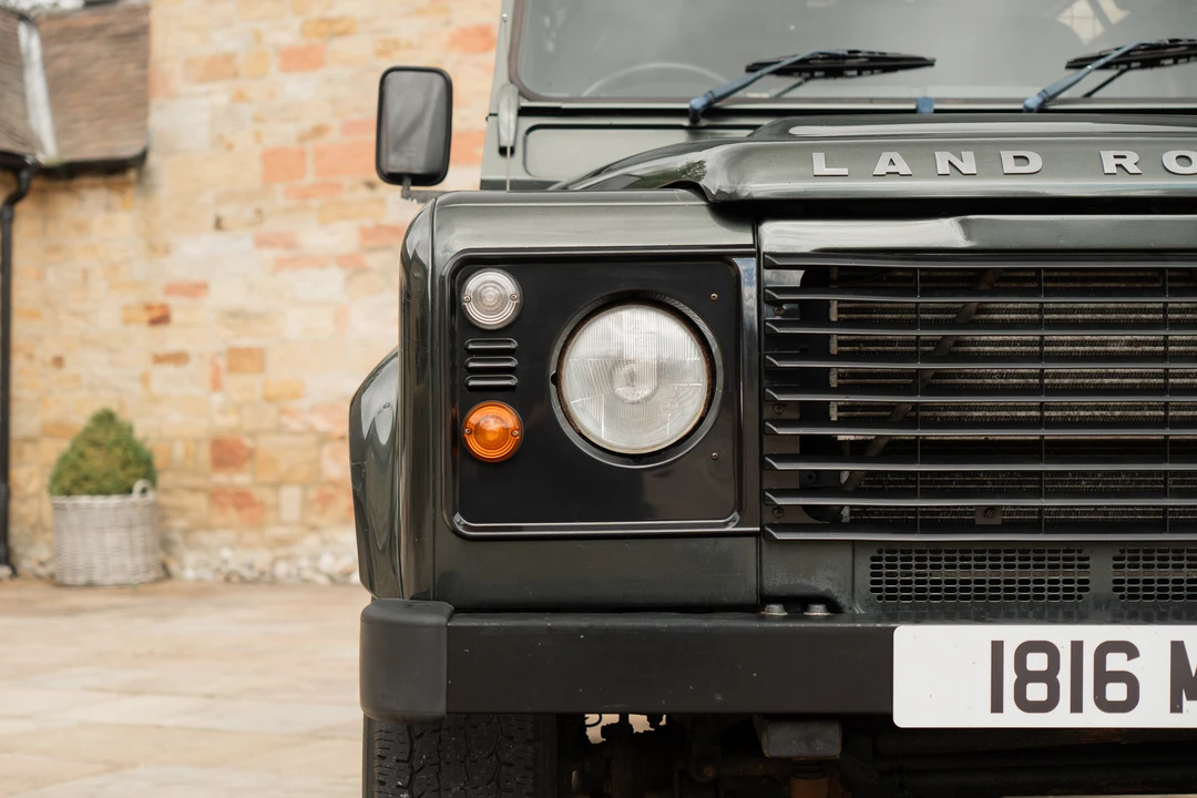 2008 Land Rover Defender 90 - Image 11 of 31