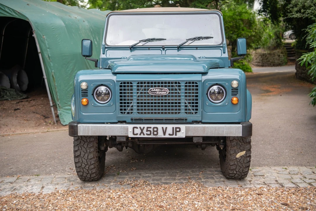 2008 Land Rover Defender 90 - Image 13 of 30