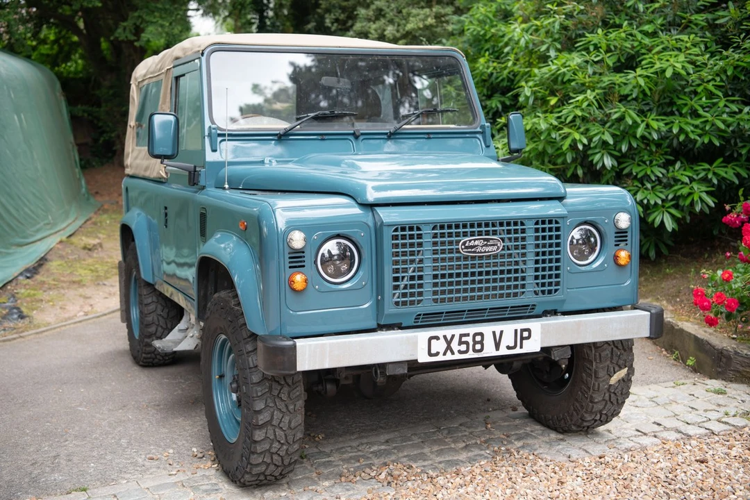 2008 Land Rover Defender 90 - Image 15 of 30