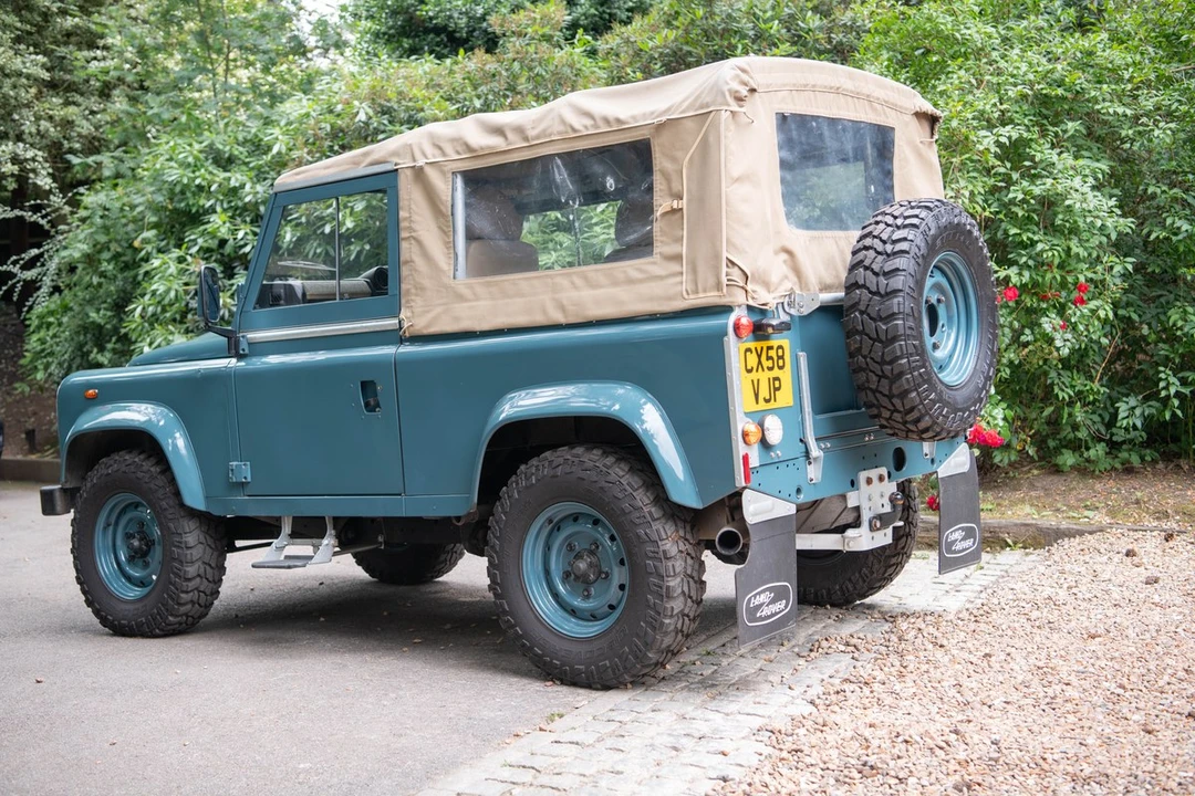 2008 Land Rover Defender 90 - Image 4 of 30