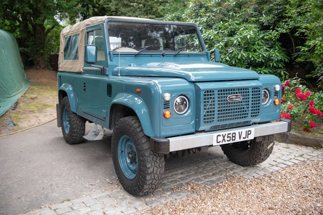 2008 Land Rover Defender 90 - Image 11 of 30