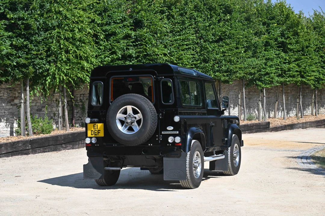 2008 Land Rover Defender 90 - Image 5 of 31
