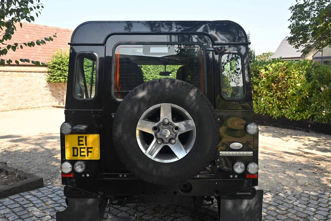 2008 Land Rover Defender 90 - Image 11 of 31
