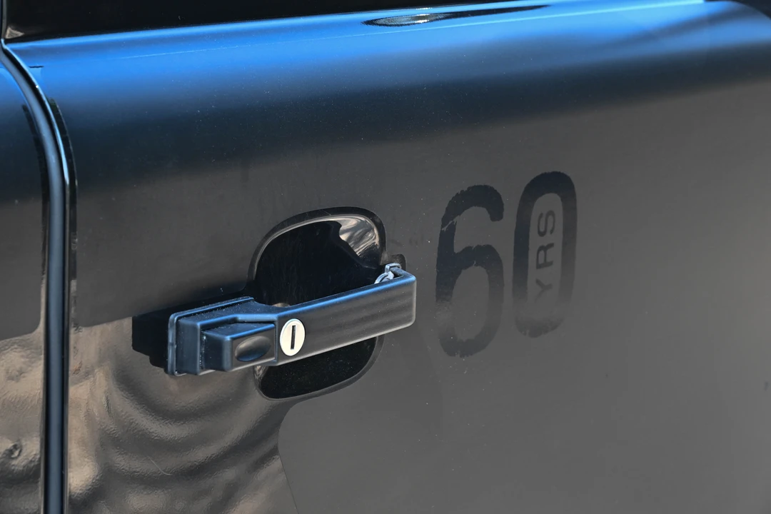 2008 Land Rover Defender 90 - Image 16 of 31