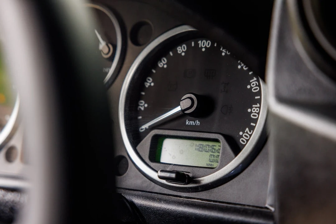 2008 Land Rover Defender 90 - Image 14 of 31