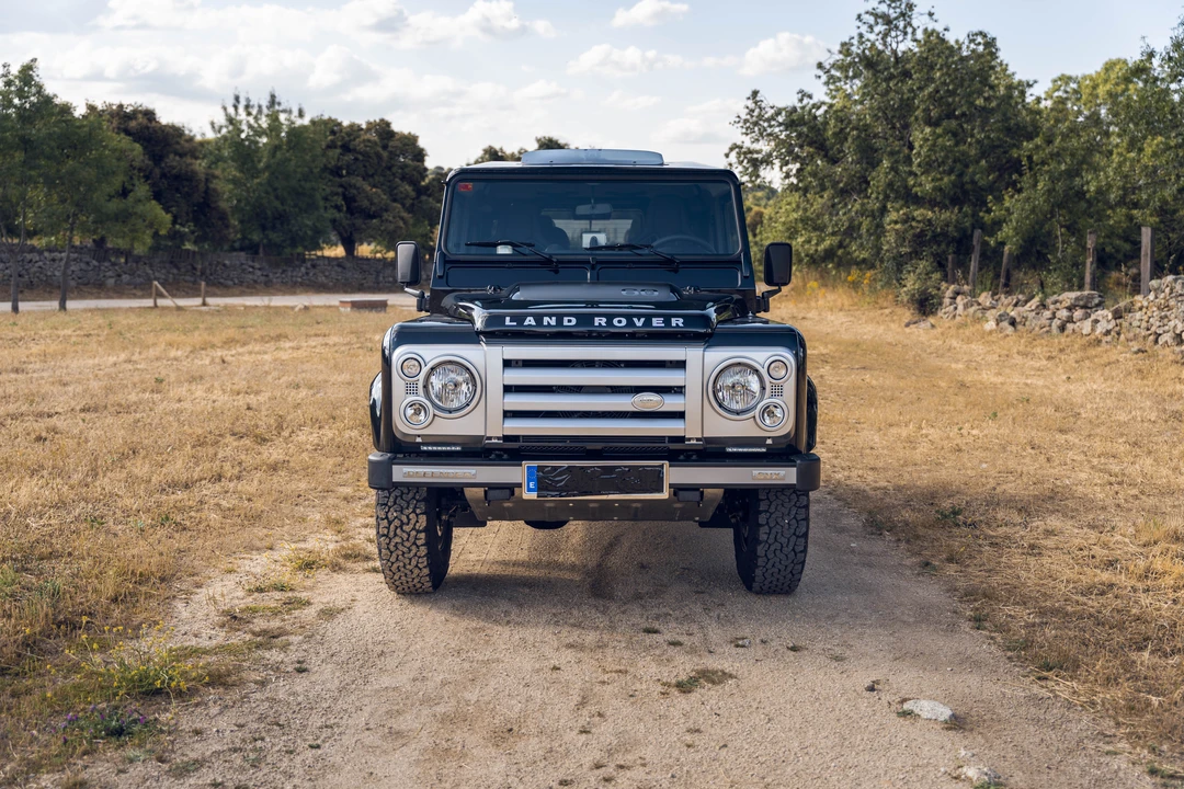 2008 Land Rover Defender 90 - Image 16 of 31