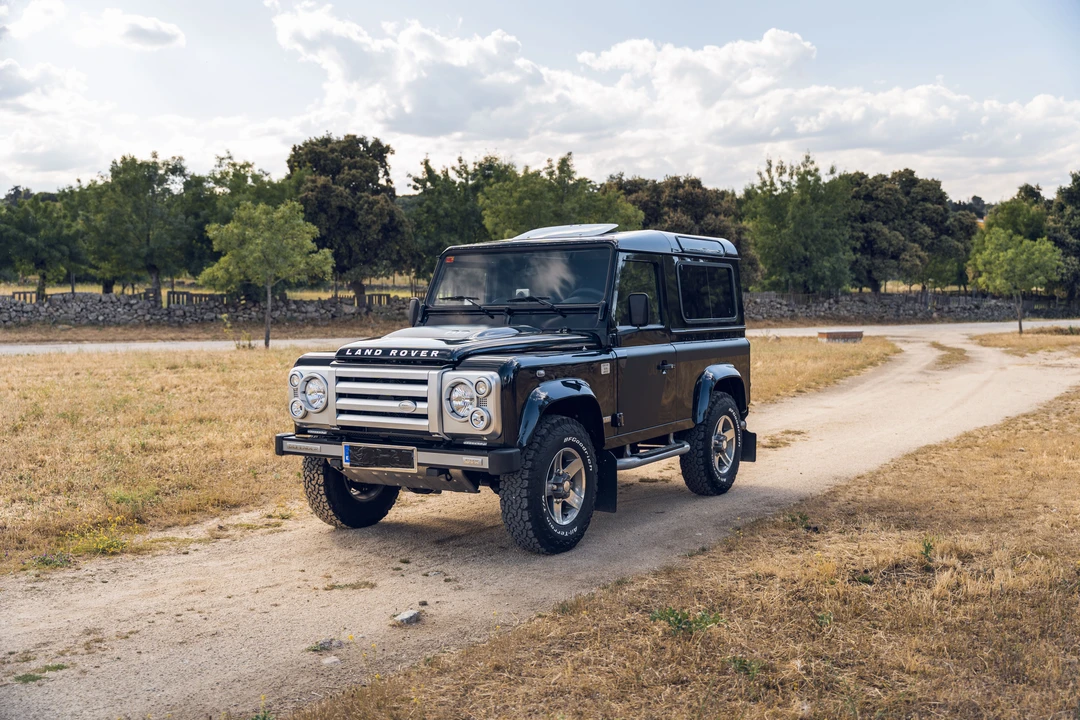 2008 Land Rover Defender 90 - Image 15 of 31