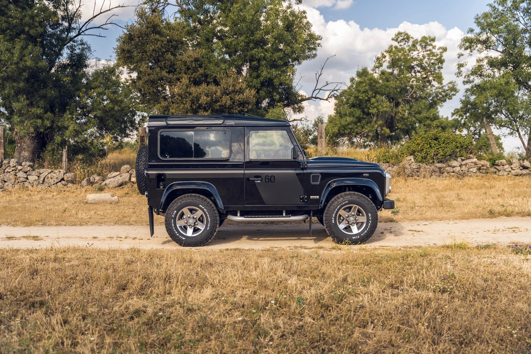 2008 Land Rover Defender 90 - Image 4 of 31