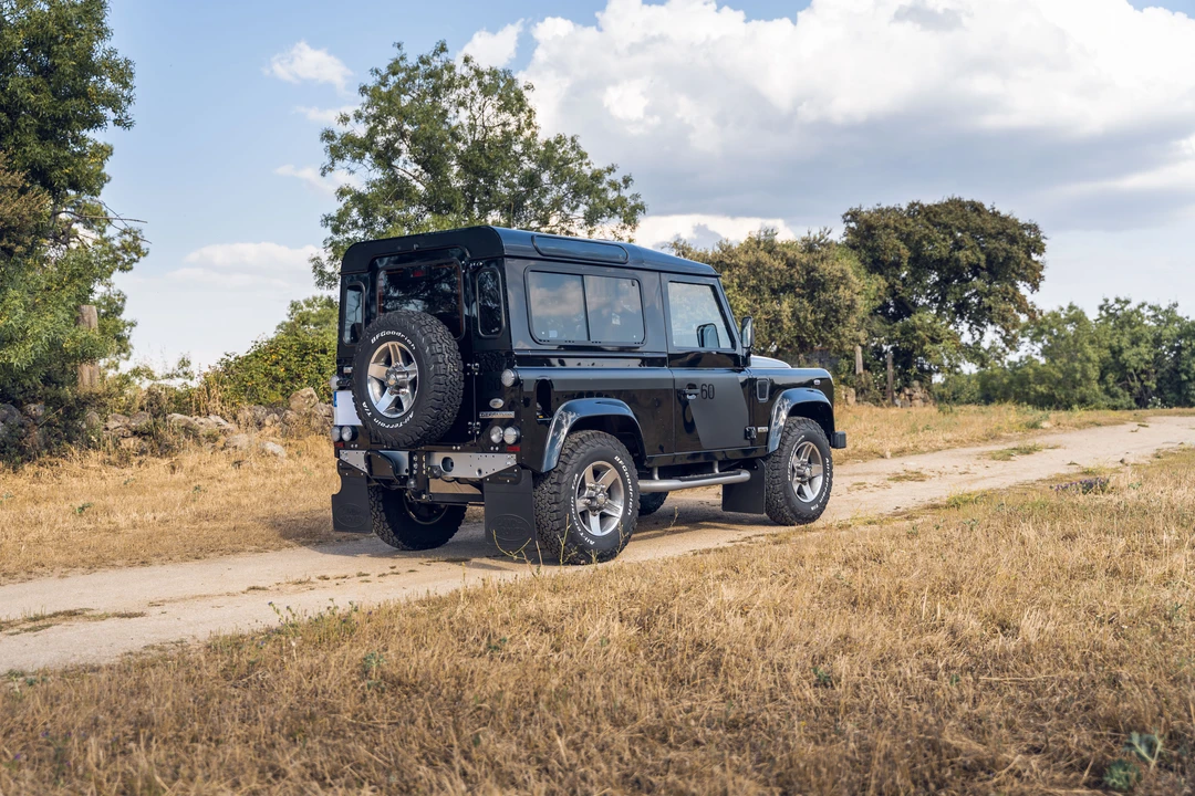 2008 Land Rover Defender 90 - Image 17 of 31