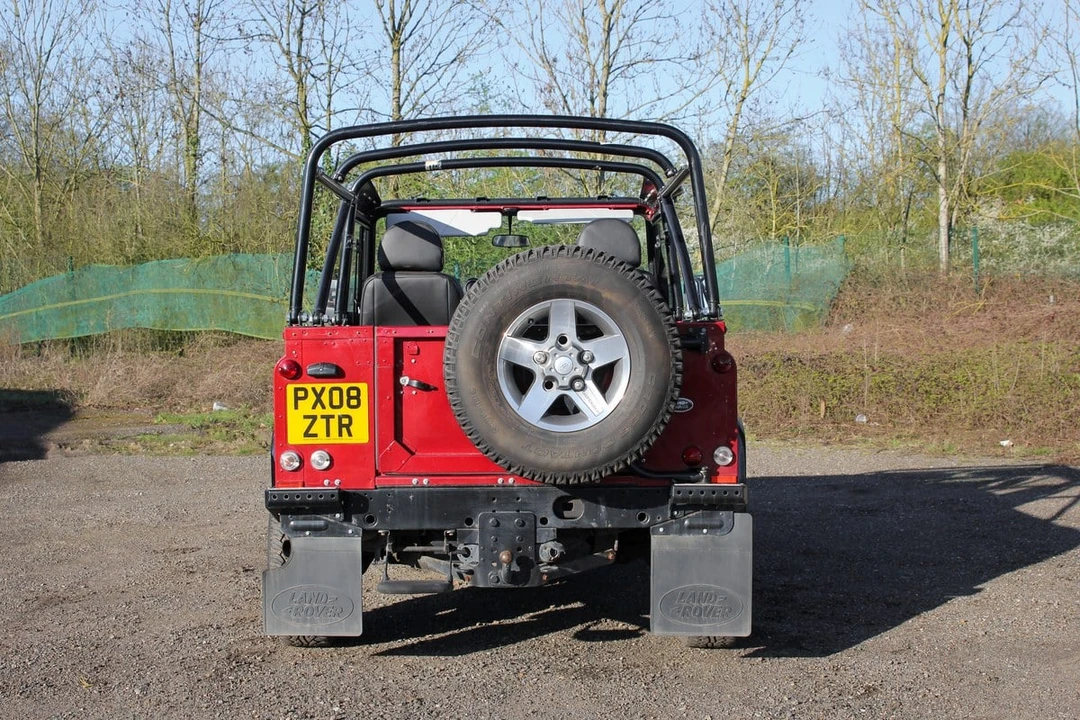 2008 Land Rover Defender 90 - Image 22 of 30
