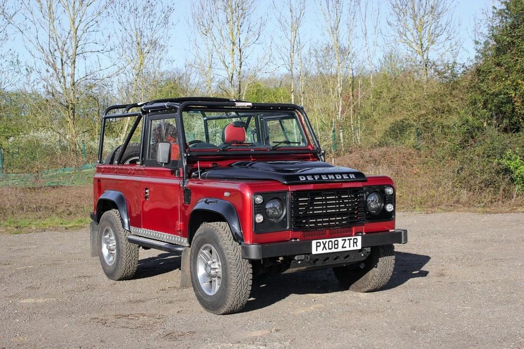 2008 Land Rover Defender 90 - Image 7 of 30
