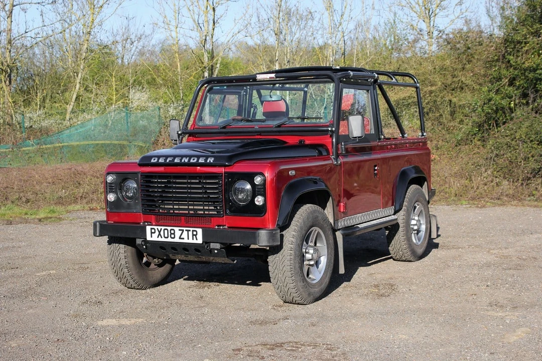 2008 Land Rover Defender 90 - Image 3 of 30