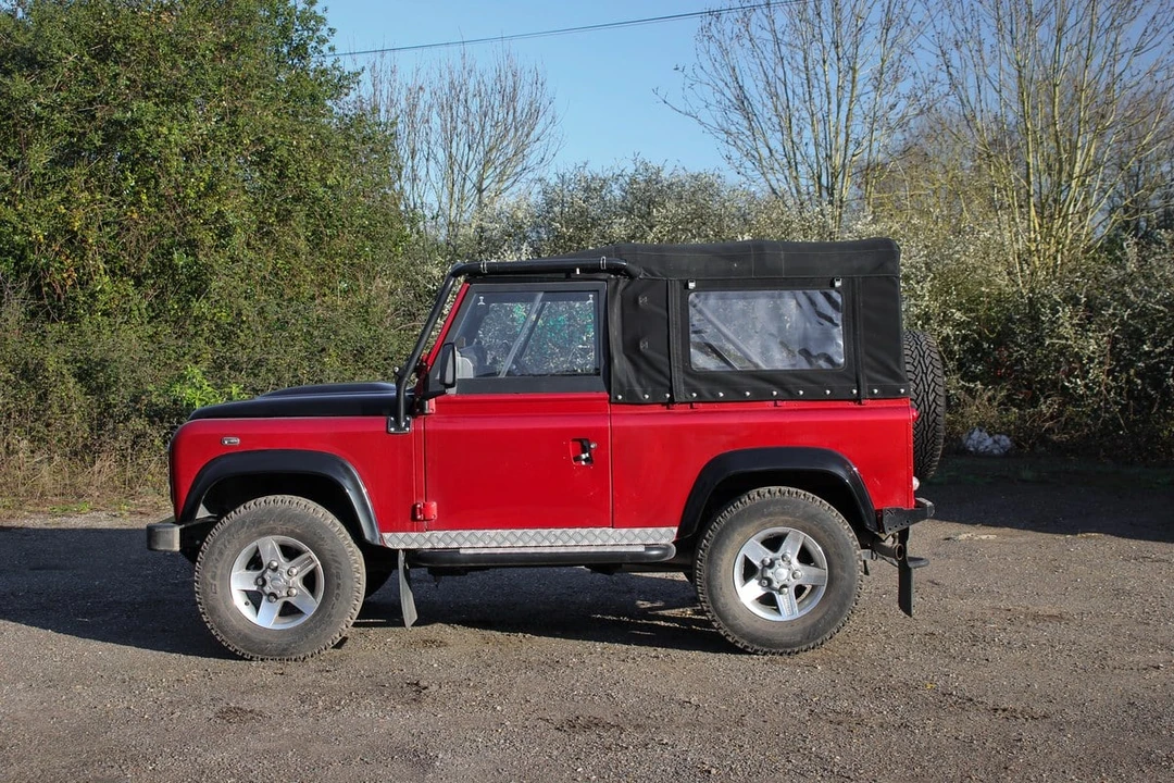 2008 Land Rover Defender 90 - Image 23 of 30