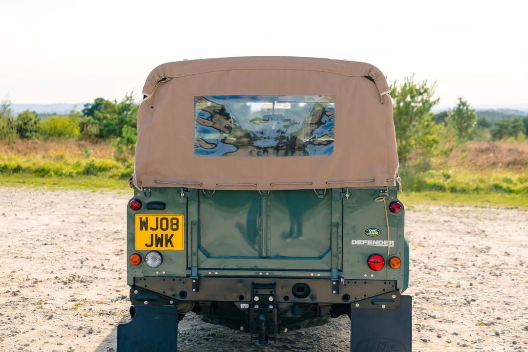 2008 Land Rover Defender 90 - Image 19 of 31