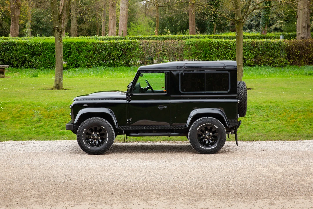 2008 Land Rover Defender 90 - Image 8 of 31