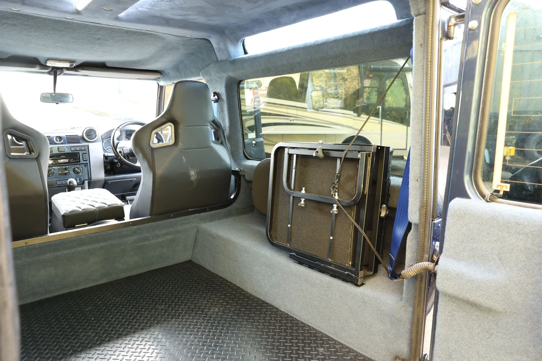 2008 Land Rover Defender 90 - Image 15 of 31