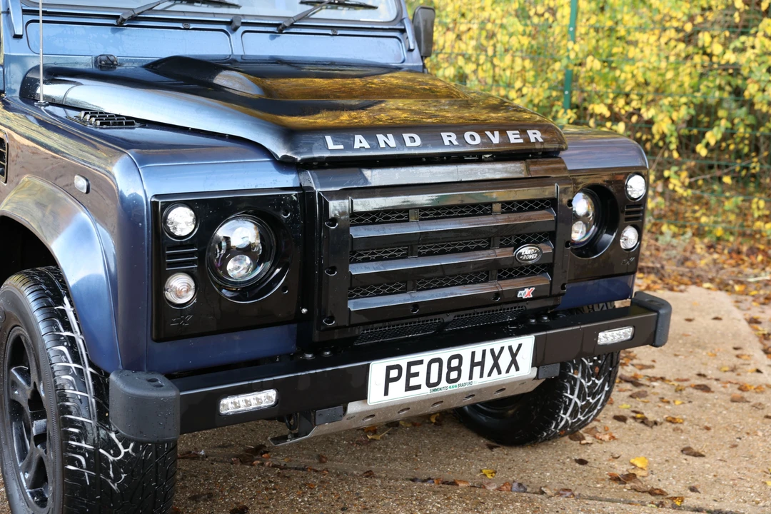 2008 Land Rover Defender 90 - Image 11 of 31