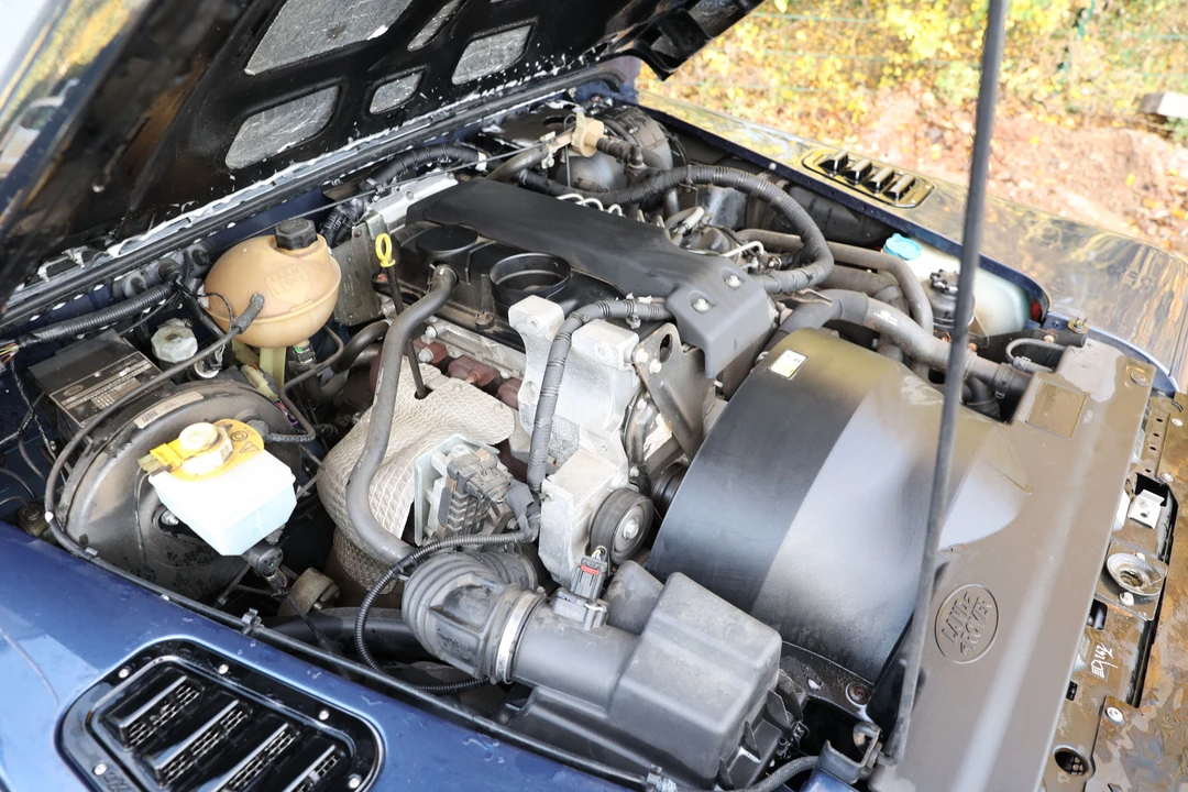 2008 Land Rover Defender 90 - Image 10 of 31