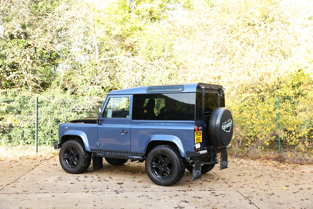 2008 Land Rover Defender 90 - Image 8 of 31