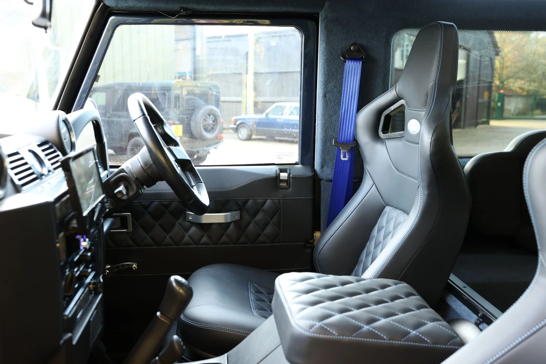 2008 Land Rover Defender 90 - Image 18 of 31