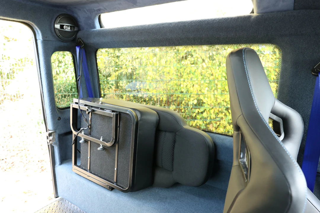 2008 Land Rover Defender 90 - Image 13 of 31