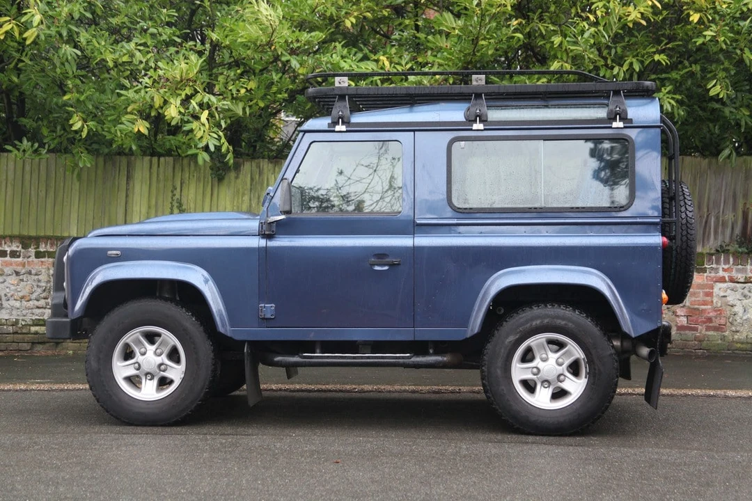 2008 Land Rover Defender 90 - Image 7 of 30