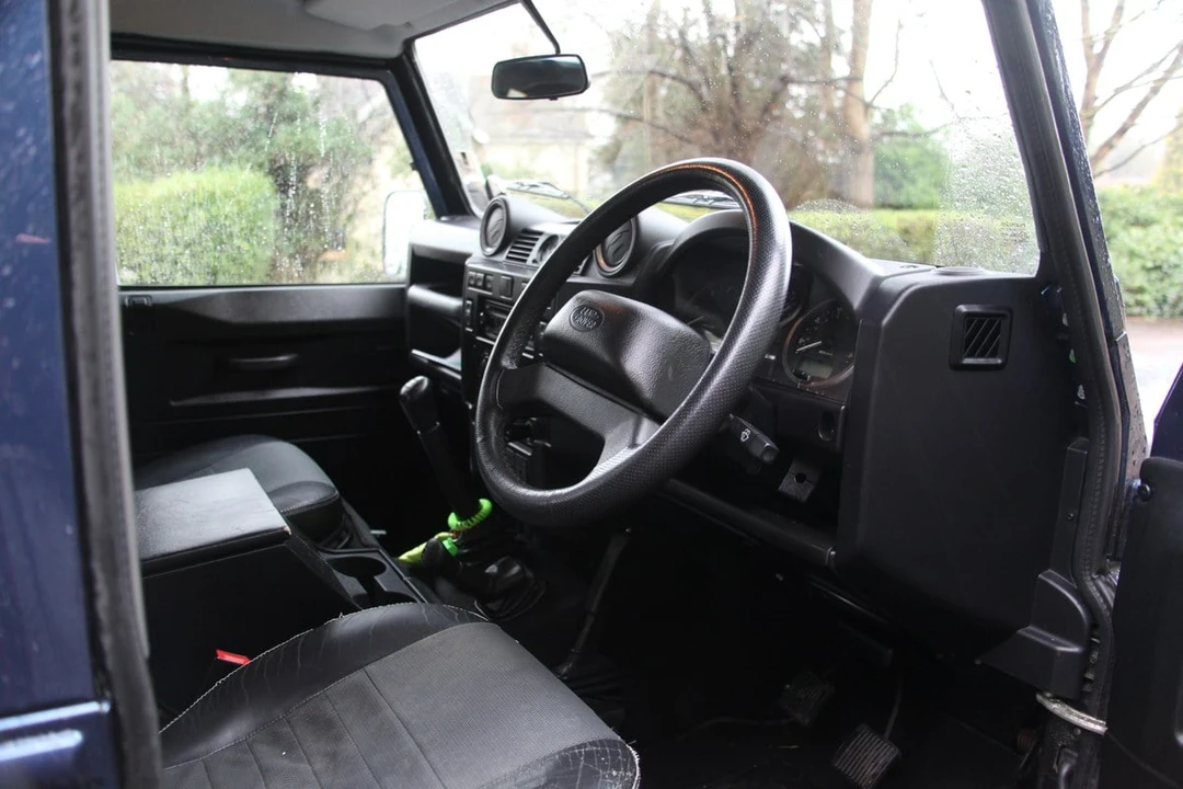 2008 Land Rover Defender 90 - Image 27 of 30
