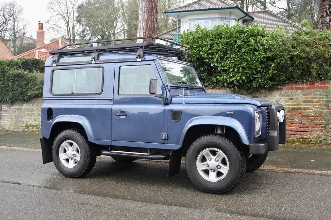 2008 Land Rover Defender 90 - Image 15 of 30