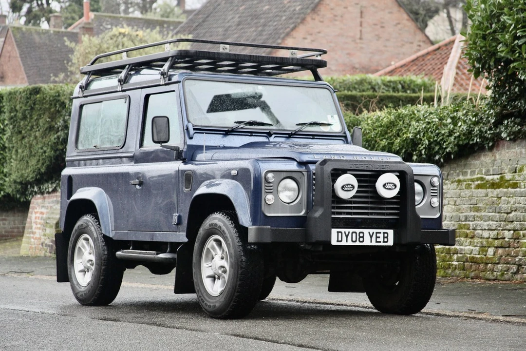 2008 Land Rover Defender 90 - Image 10 of 30