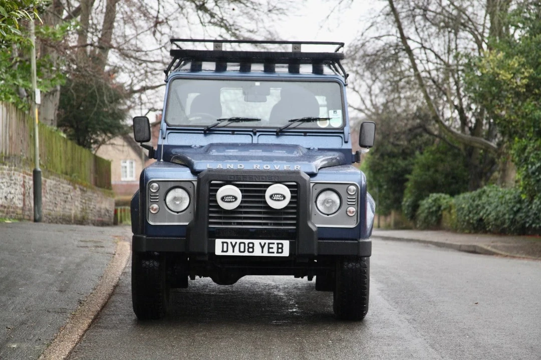 2008 Land Rover Defender 90 - Image 5 of 30