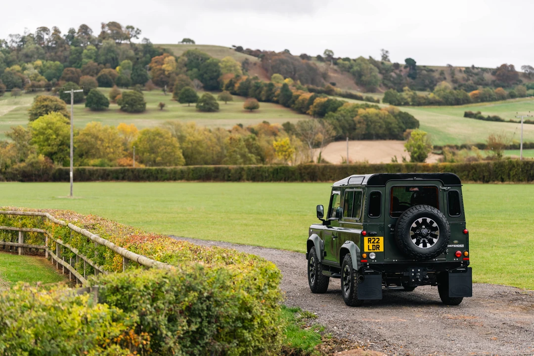 2008 Land Rover Defender 90 - Image 16 of 31