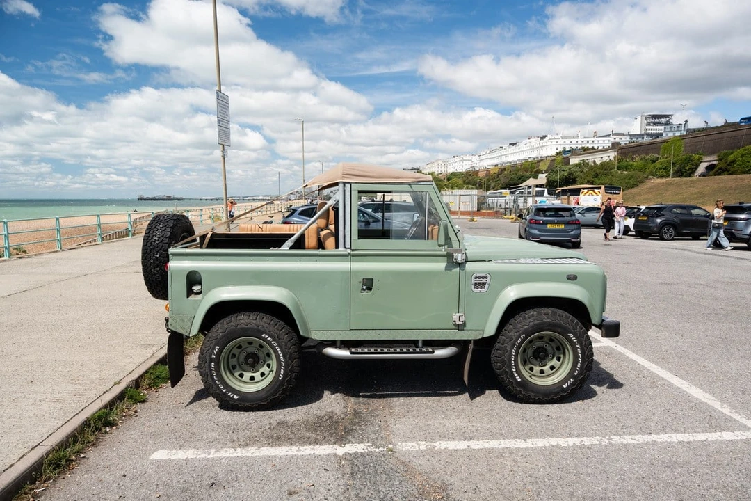 2008 Land Rover Defender 90 - Image 23 of 30